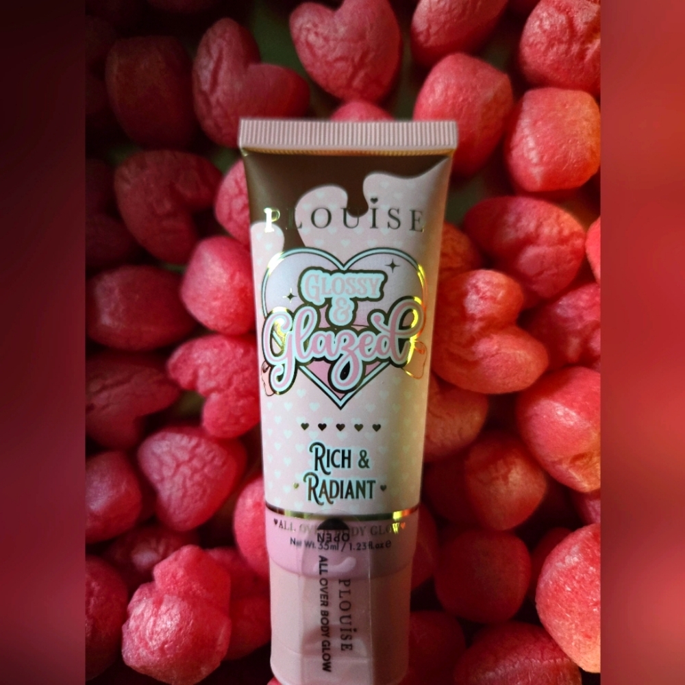 "Glossy and Glazed"- plouise